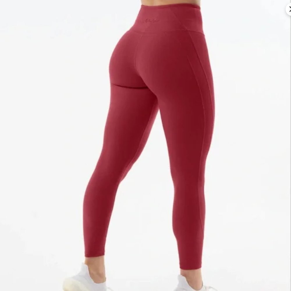 Alphalete Alphaluxe  Wonder 27" Leggings Shaped Butt Red Size XS
